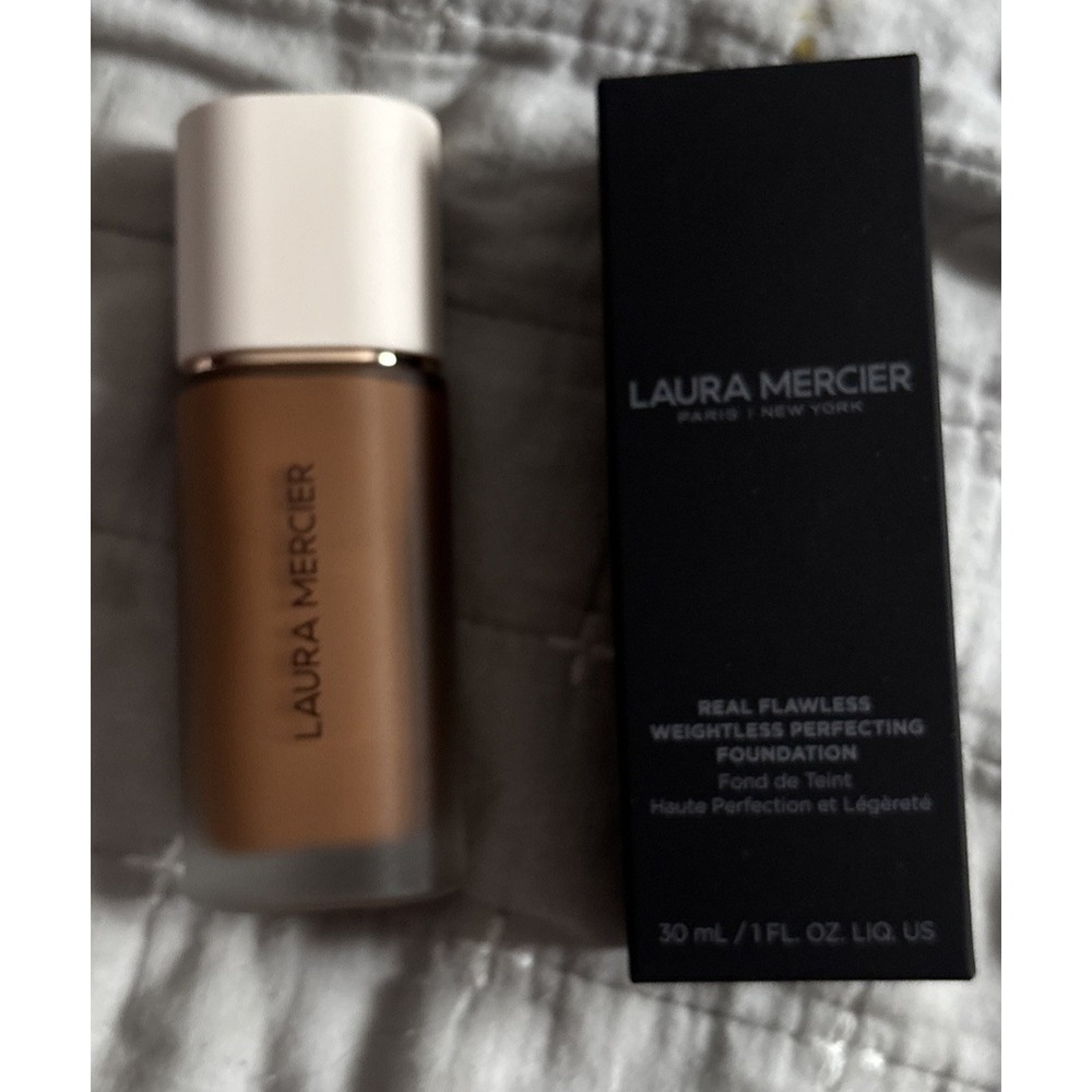 Laura Mercier Real Flawless Weightless Perfecting Foundation - GW1 Ganache NEW